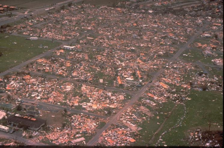 安德鲁飓风过后的迈阿密-戴德县