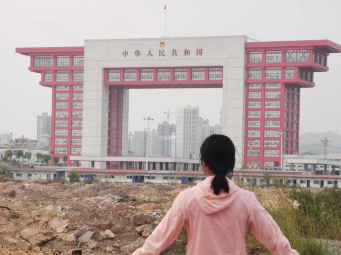 24岁女孩骑游中国慢赏风景