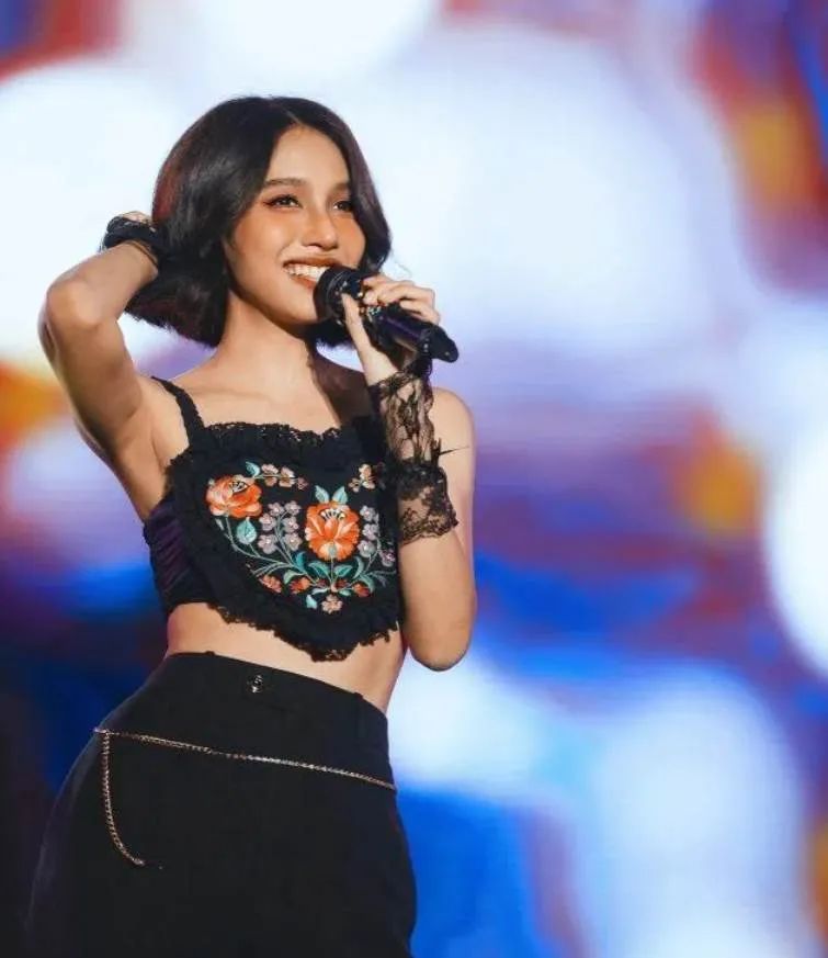 泰国知名女歌手BOWKYLION就透露了自己的染疫故事