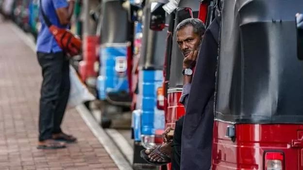 食品和燃料短缺早晨物价飞涨。斯里兰卡的通胀现在已经达到30%